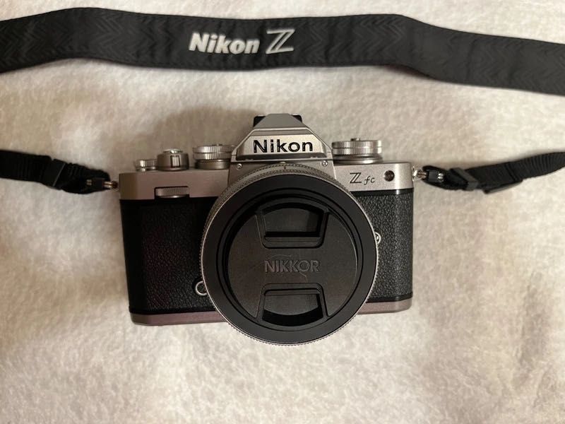 Câmara Nikon Z fc + lente 16-50 VR