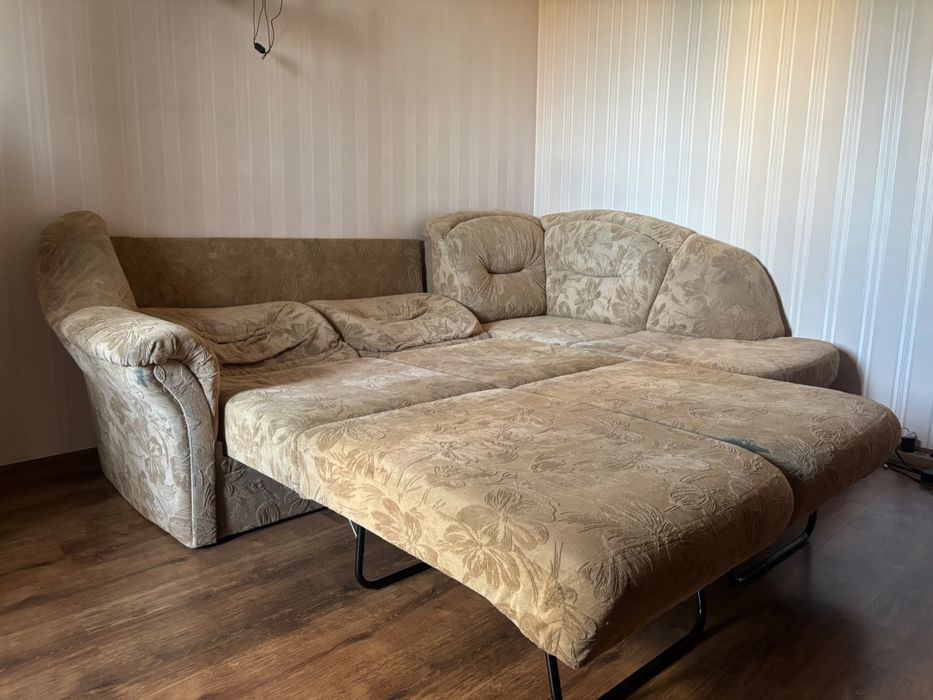 Продам Диван кутовий