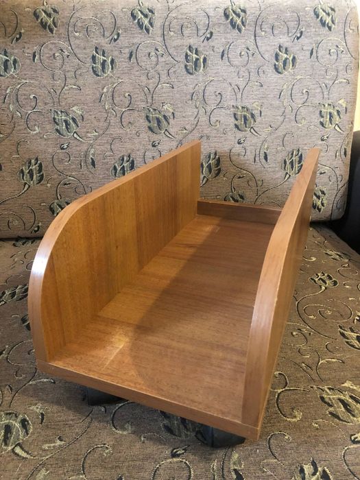 Продаю компьютерный стол