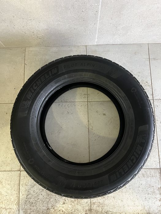 Гума зимова Michelin Pilot Alpin 5 Suv