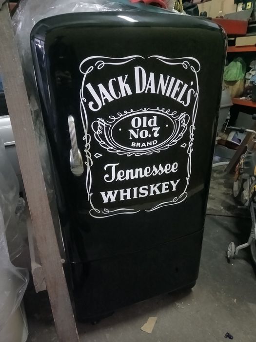 Frigorífico antigo vintage restaurado 1950 Jack Daniels