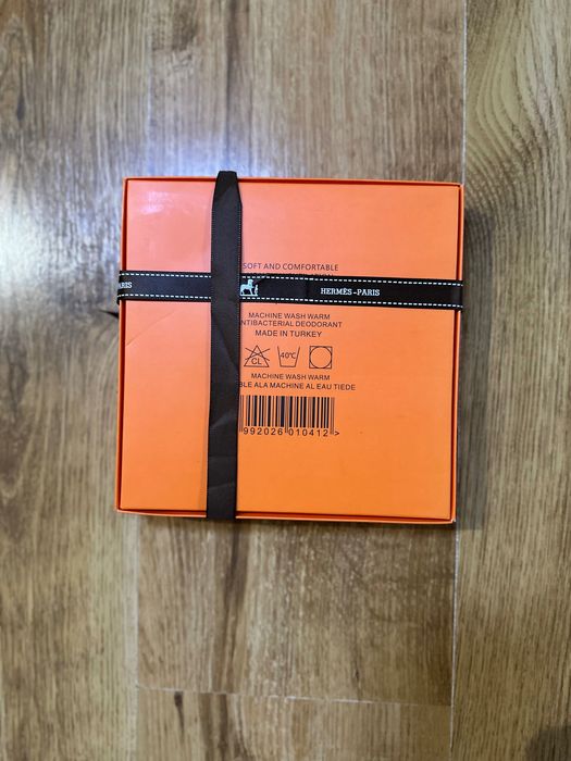 Нові носкі Hermes