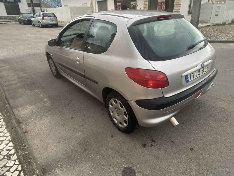 Peugeot 206 em bom estado com inspecao ate março 2027