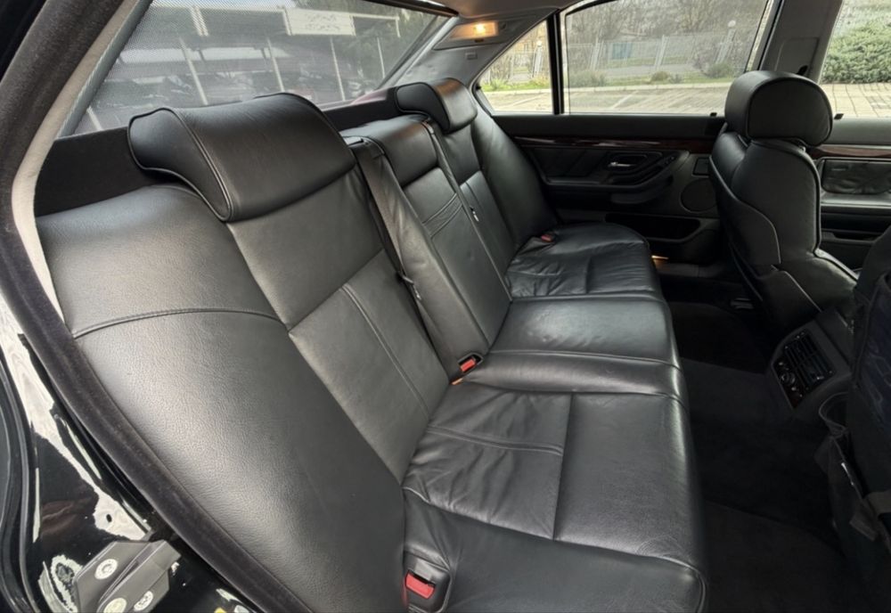 BMW 7 E38 для фотосессии