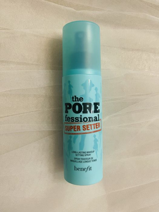 The porefessional super setter utrwalająca mgiełka do makijażu benefit