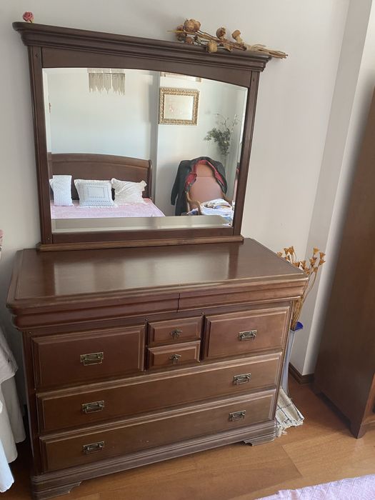 Quarto Casal em Madeira de Cerejeira