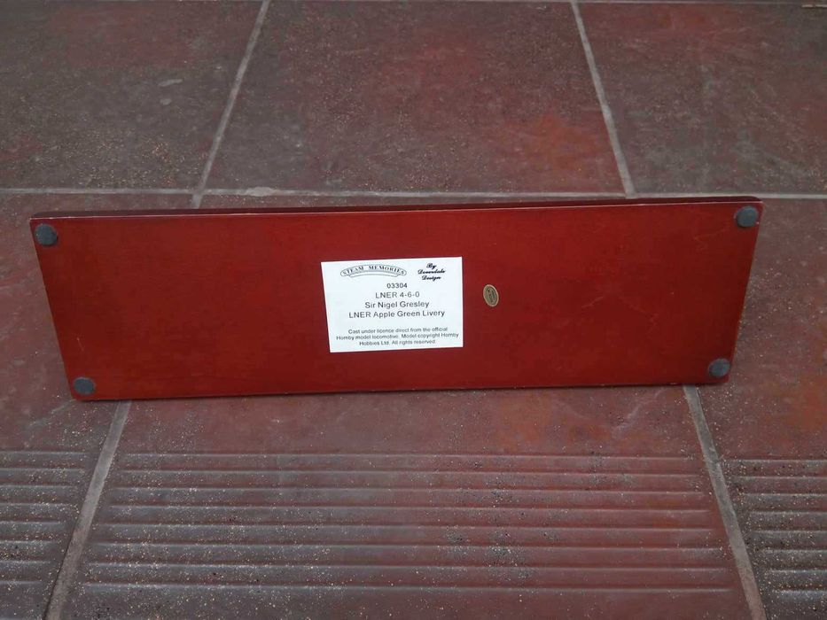 Model lokomotywy LNER 4-6-0. Ładny.