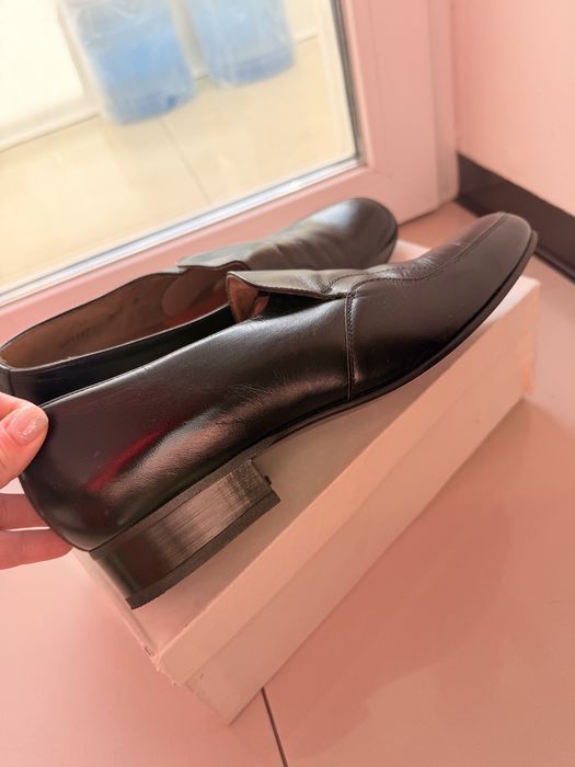 Продам абсолютно нові чоловічі шкіряні туфлі