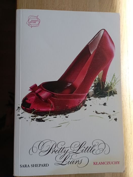 Pretty little liars (kłamczuchy)- Sara Shepard