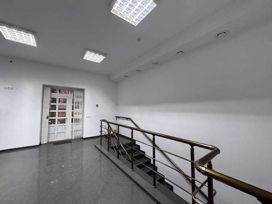 Продаж приміщення для бізнесу в НОВОБУДОВІ.