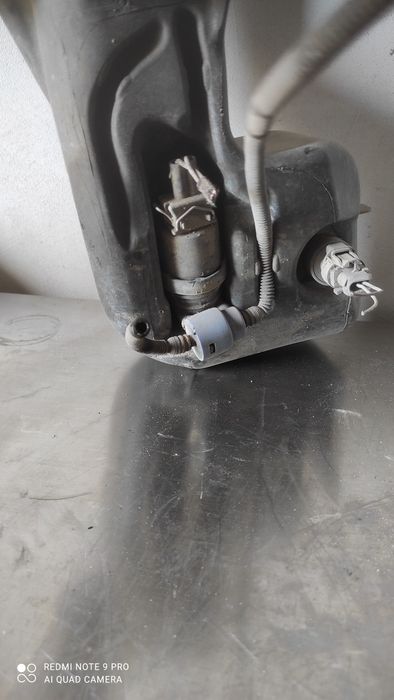 Opel Astra H Zbiornik spryskiwaczy