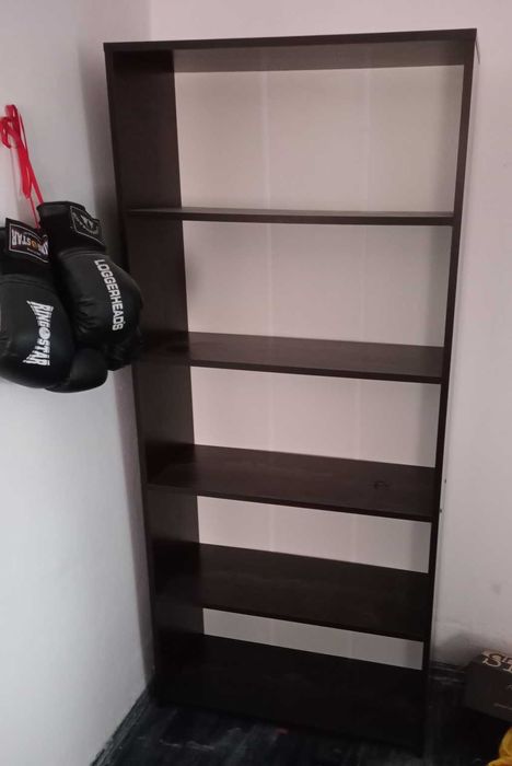 Regał na książki