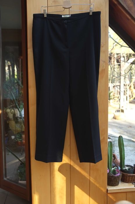 eleganckie czarne spodnie Christian Berg Stokholm biurowe wizytowe w kant 46 XXXL