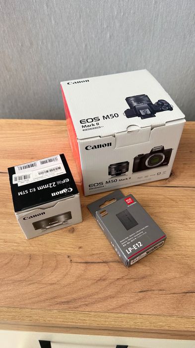 Фотоапарат Canon m 50 mark ||
