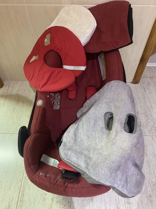 Carrinho bebé com ovo, cadeira auto e isofix