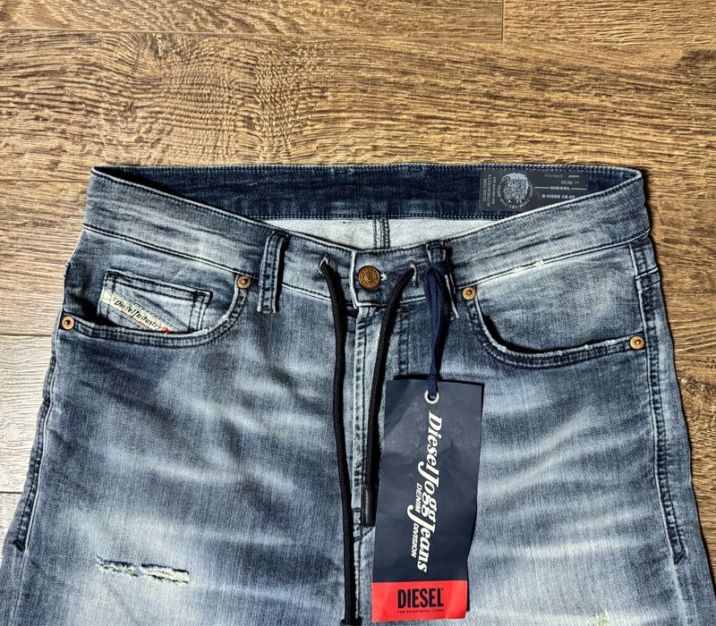 Джинсы джогеры Diesel ( Италия) .