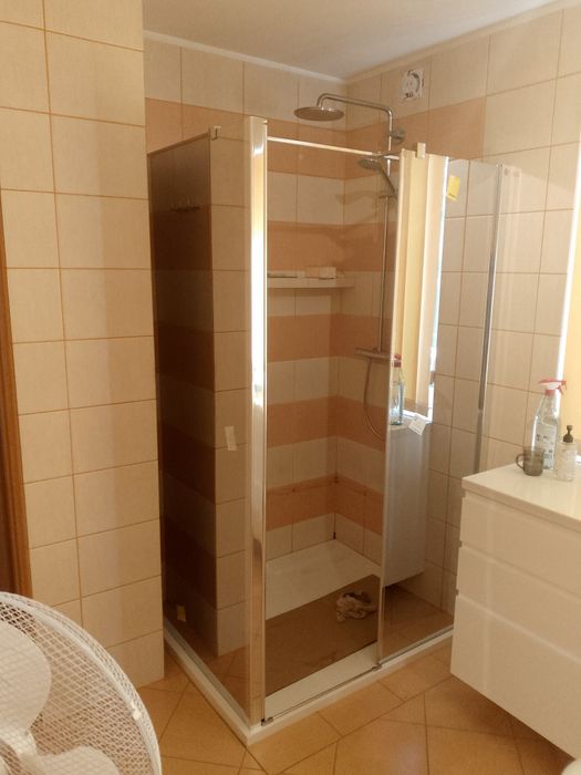 Montaż kabin prysznicowych Wrocław i okolice