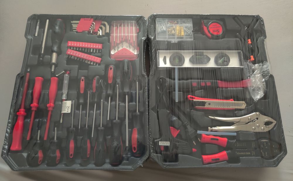 Набір інструментів