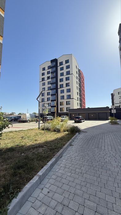 Оренда гаража в ЖК Паркове Містечко