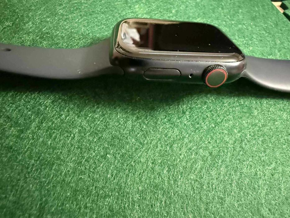 Apple Watch 8 GPS + CELL 45MM M