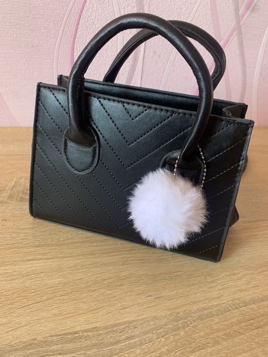 Сумка/клатч/кроссбоді/ з ремінцем