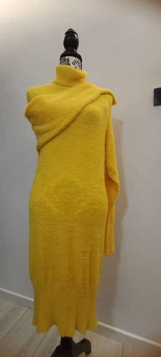 Sukienka golf dzianina alpaka GUESS