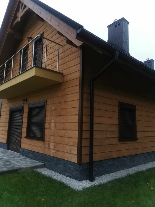 Malowanie elewacji, dachów, montaż podbitki