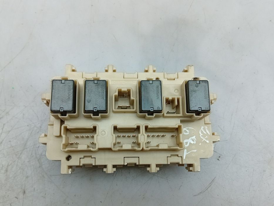 Caixa fusíveis / SAM / BSI RENAULT Kadjar (HA_, HL_)