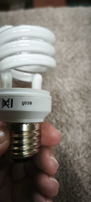 LED Bulbs 11W (60W Equivalent) E27, New - 12 Units