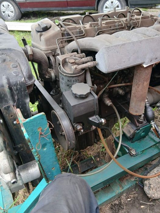 Двигун Мерседес OM606 3.0 TDI