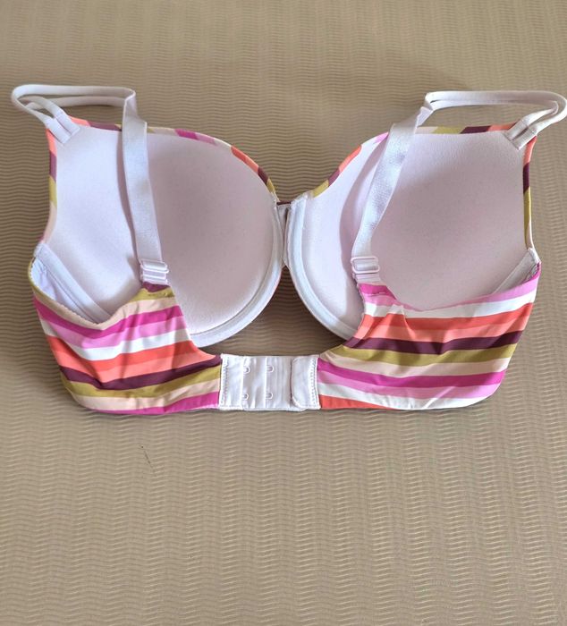 Biustonosz Victoria’s Secret roz. 75D