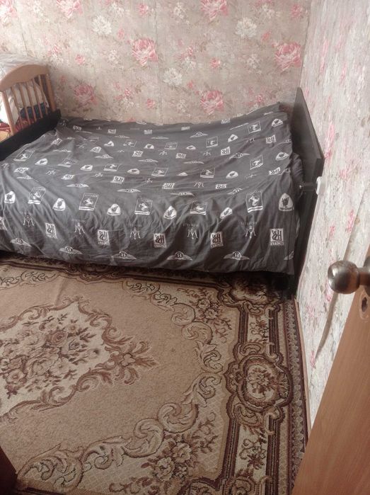 Здам кімнату для жінки, Дарницький район, без комісії