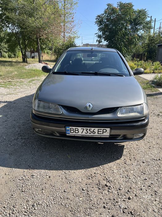 Renault Laguna 1