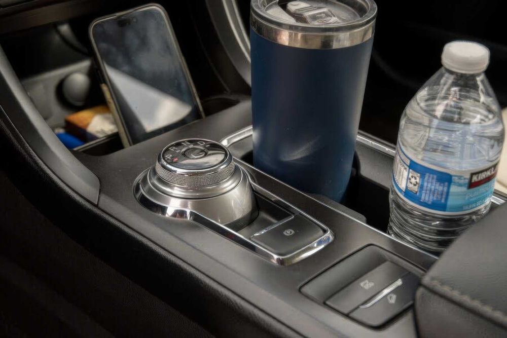 Ford Fusion Hybrid Titanium      2017