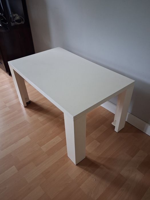 Stolik na kółkach/ ława