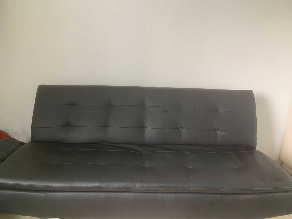 Sofá Cama -1,86m Comprimento / 1,16m Largura