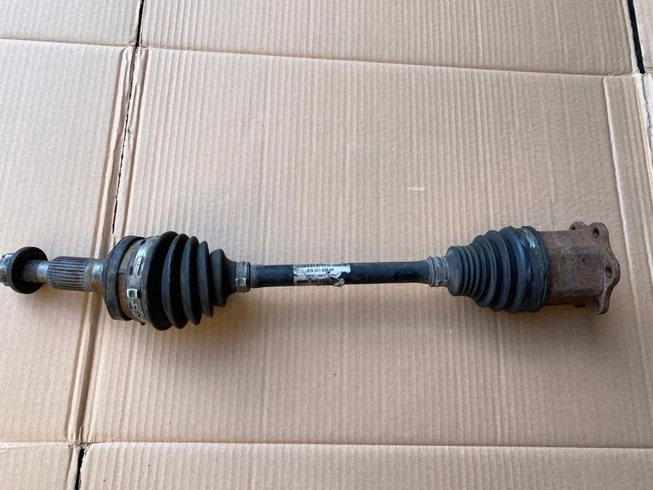 pÓŁoŚ przÓd prawa porsche panamera 970