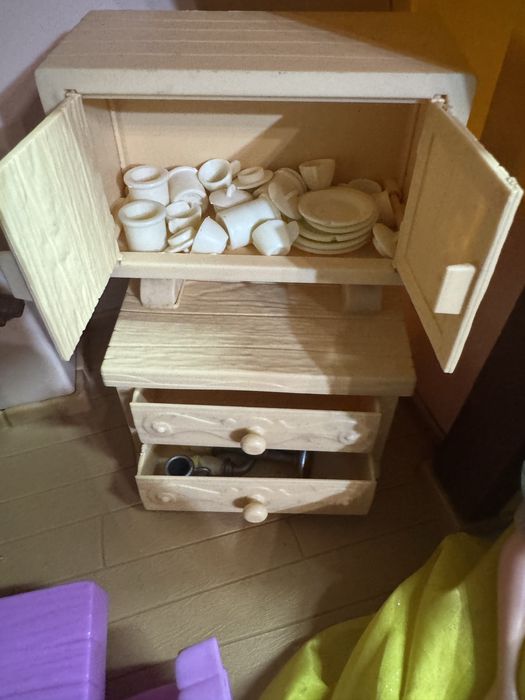 Casa branca de neve e  anoes