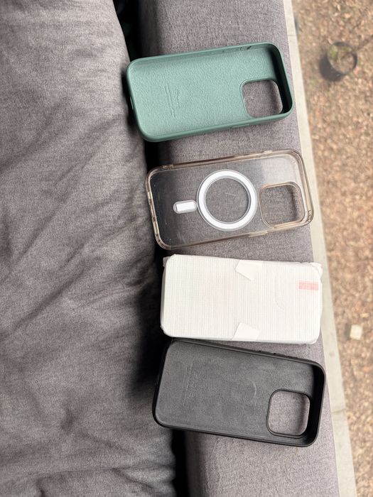 3 Etui i dwie szybki za 100 na iphone 14 pro