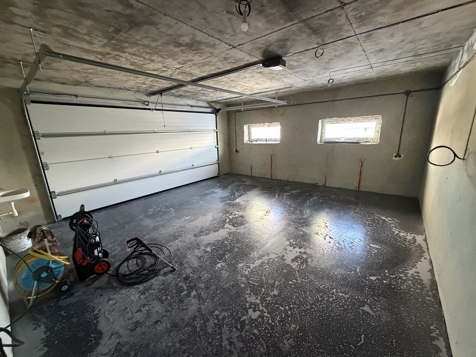 Просторий  елітний  будинок  і  крутий  проект!