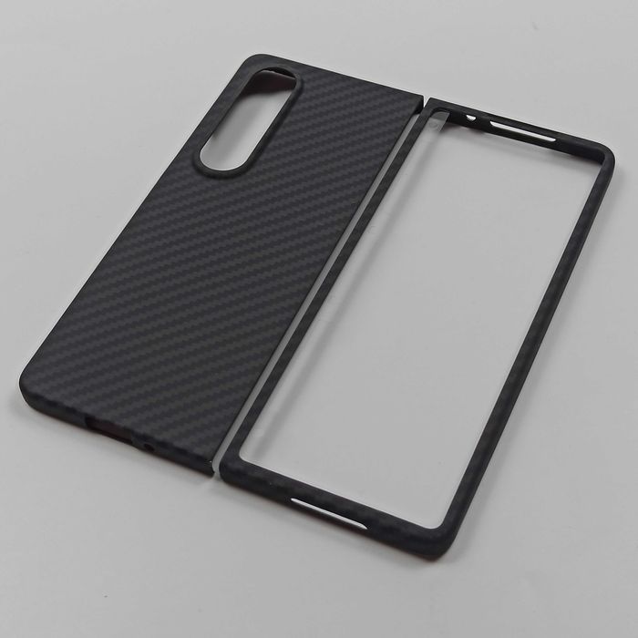 Карбоновый чехол Samsung Galaxy Z Fold 4