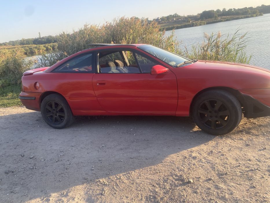 Продам опель calibra