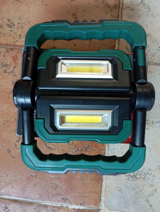 Foco Parkside com bateria interna456399434904381442