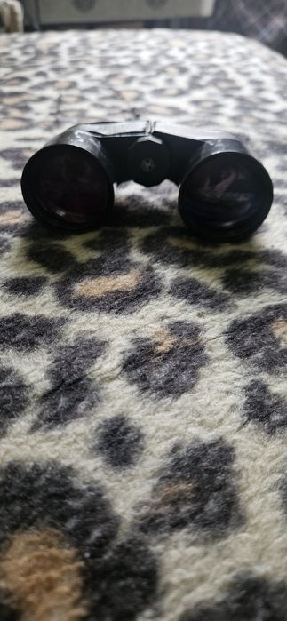 Sprzedam zabytjową lornetkę produkcji ZSRR.