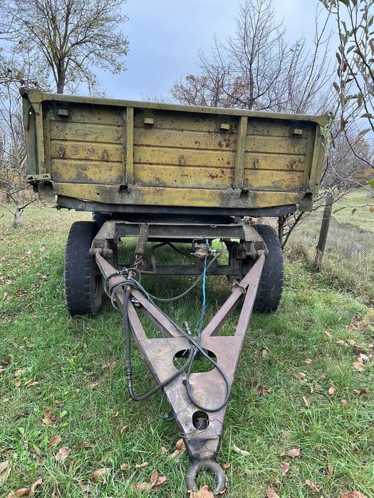 Причіп зіловський