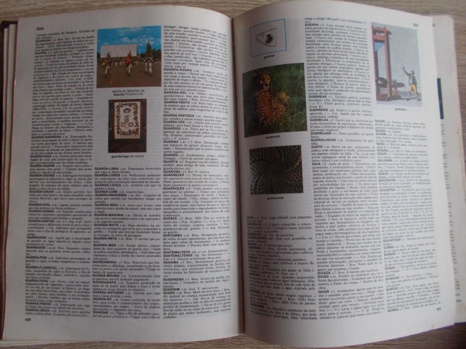 Dicionario Enciclopédico Koogan Larousse preço pelo conjunto