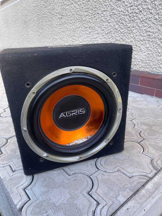 Савбуфер в комплекті з підсилювачем та проводами