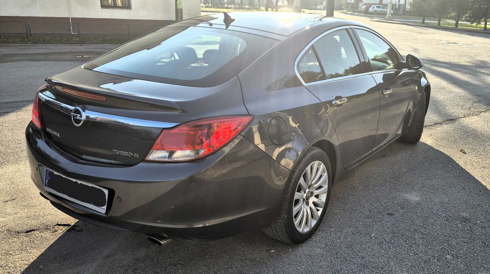 opel Insignia 2.0 turbo 4x4