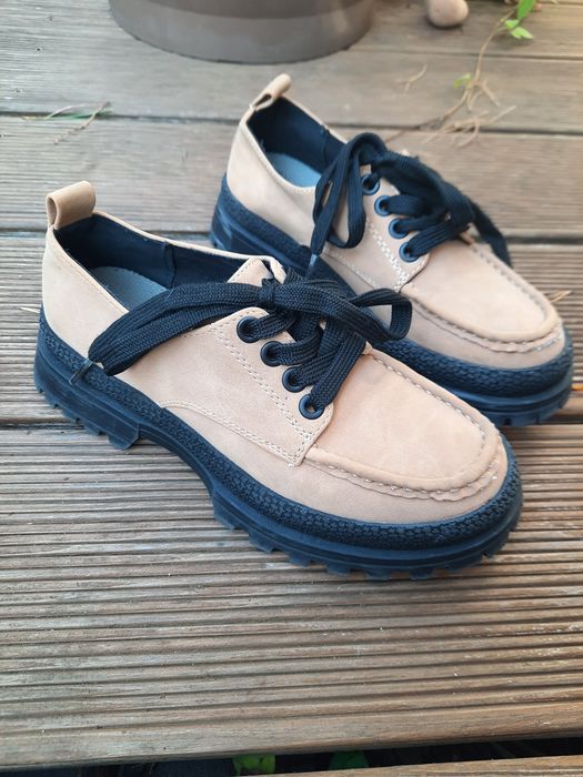Reserved półbuty loafersy mokasyny wiązane 34