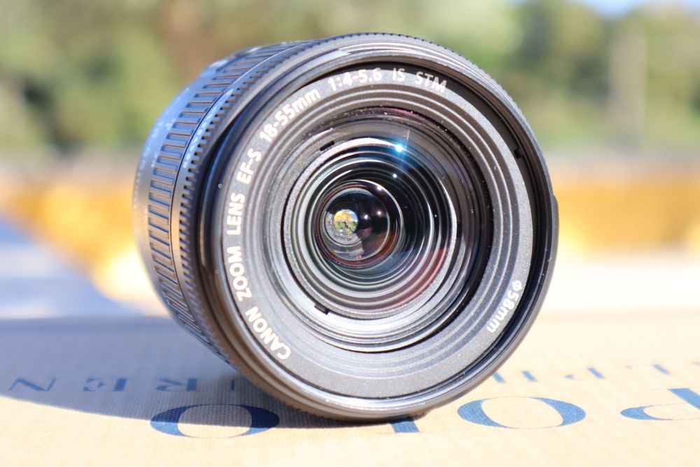 Canon EOS 250D + EFS 18-55 STM